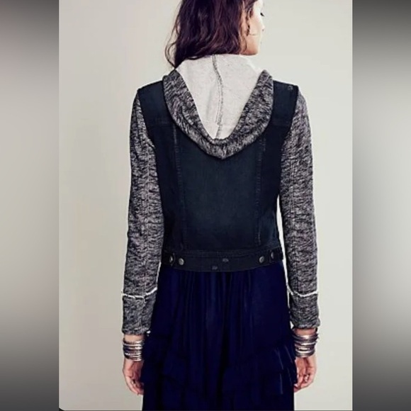 Free People Knit Hooded Denim Jacket Pumice Black Size L Distressed Women’s - Picture 9 of 14